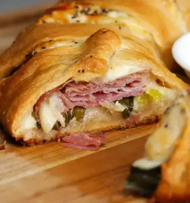 Crescent, Ham, Cheese and Giardiniera Breakfast Braid Recipe