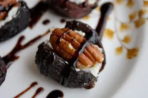 Dried Figs with Traditional Barrel Aged Balsamic and  Mascarpone Recipe