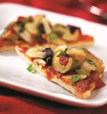 Muffuletta Chicken Pizza Appetizer Recipe