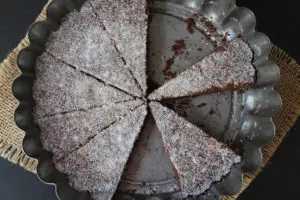 Raspberry Balsamic Chocolate Shortbread Cake Recipe
