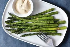 Roasted Asparagus with Parsley Dip