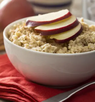 Slow Cooker Oats with Apples and Balsamic Recipe