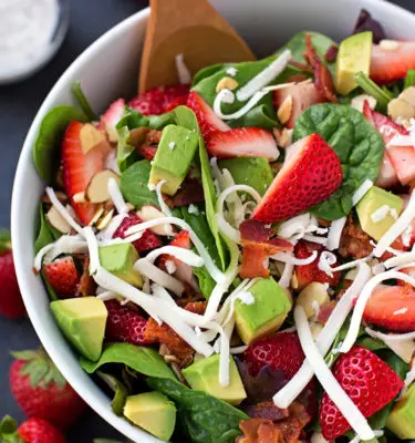 Strawberry Balsamic with Fresh Mozzarella Salad Recipe