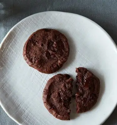 Cinnamon Espresso Balsamic  Chocolate Thin Cookies Recipe