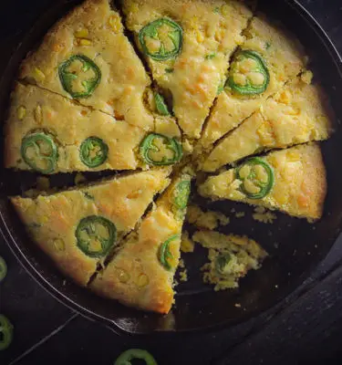 Sweet Hot Jalapeño Cheddar Cornbread Recipe