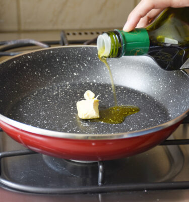 Infused Extra Virgin Olive Oil | <b>Garlic & Butter - Organic</b> | 1/2 Gallon / 1.9 Liters